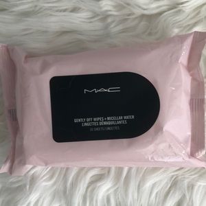 MAC cosmetics wipe